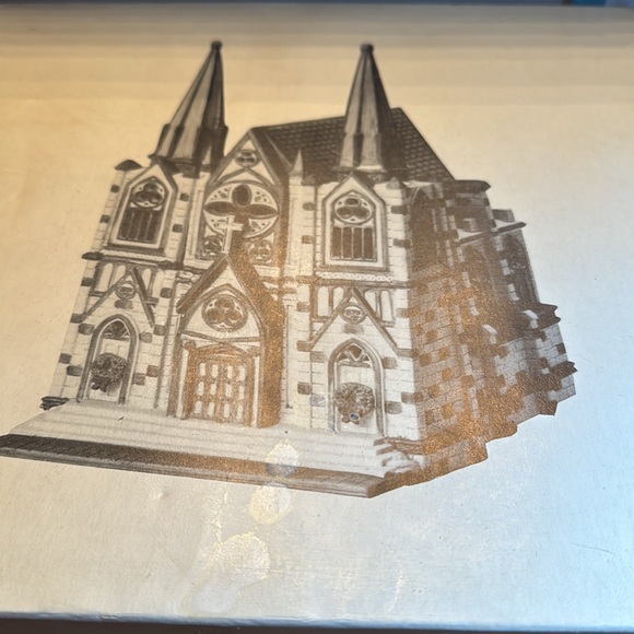 🐈‍⬛ Heritage Village Christmas in the City Series “Cathedral “(R) - Picture 12 of 12